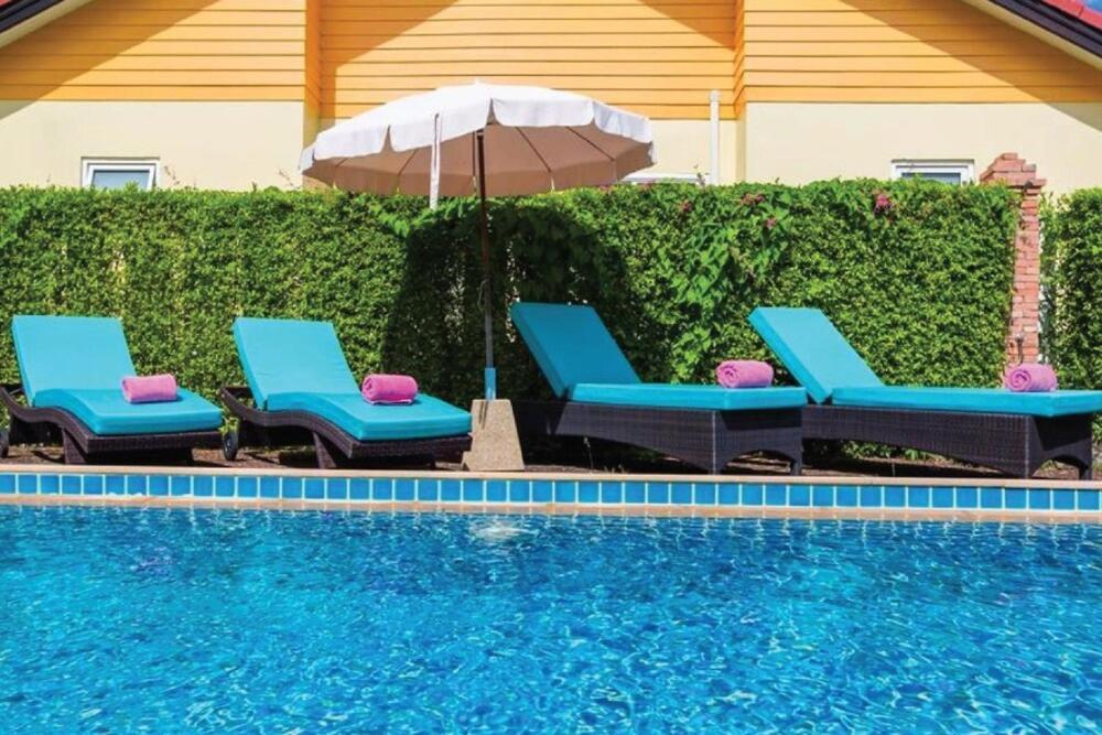 Lemon Tree Naturist Resort Naiharn Beach Пхукет Экстерьер фото